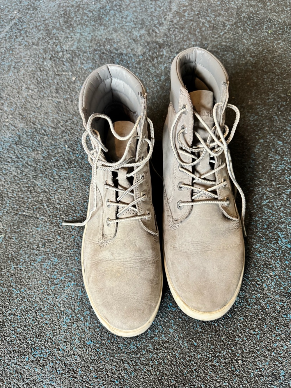 Timberland Men's Gray Suede Chukka Boots